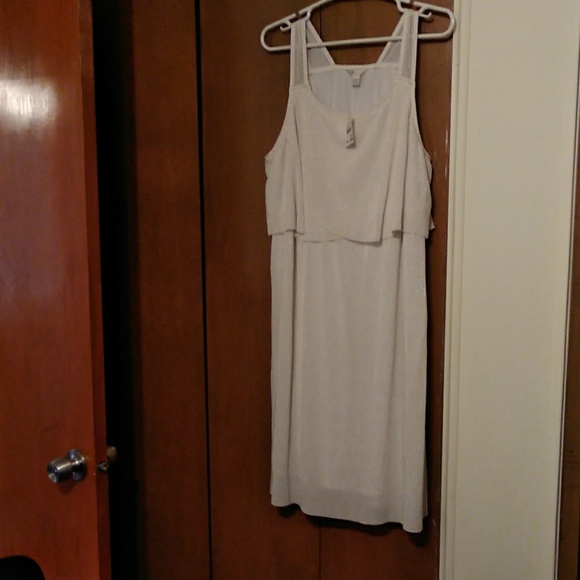 Summer dress - Picture 3 of 3